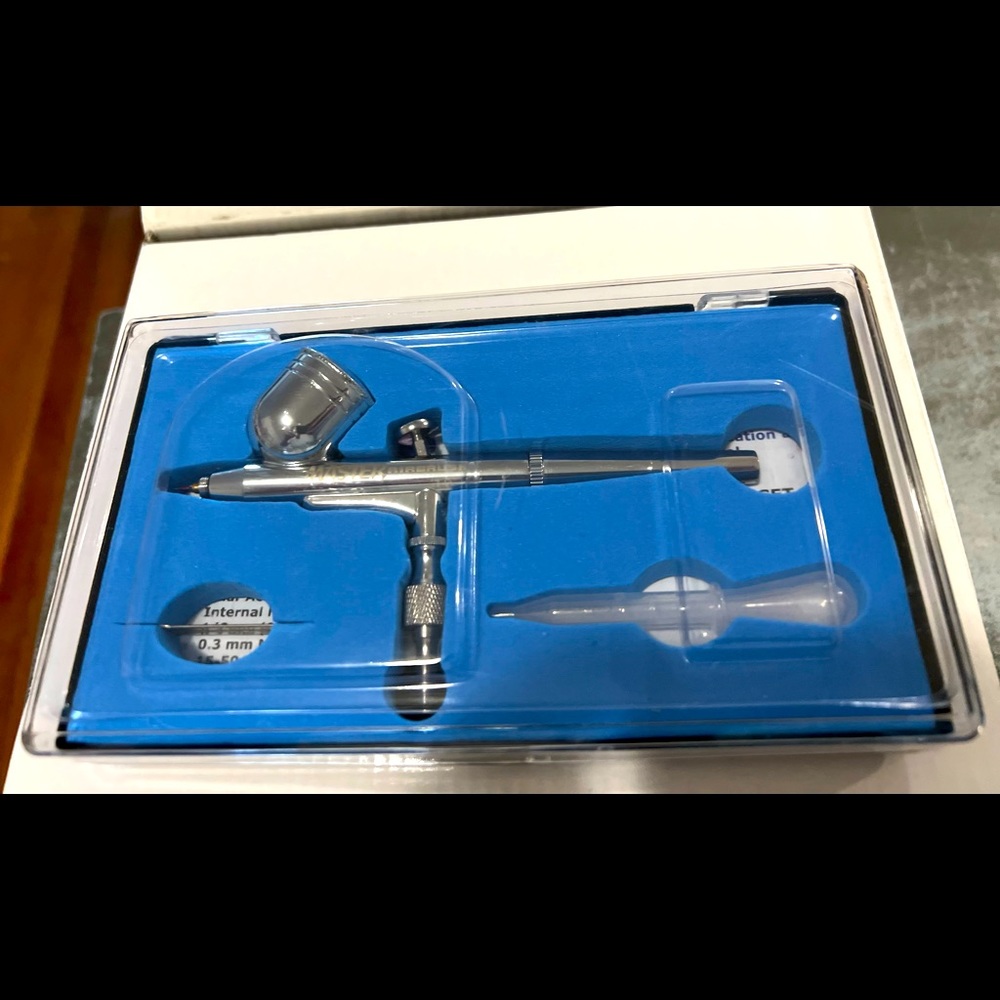 Master Performance G22 Airbrush Kit w/ C16-B BLACK Mini Compressor & Air Hose